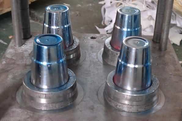 A four-cup mould